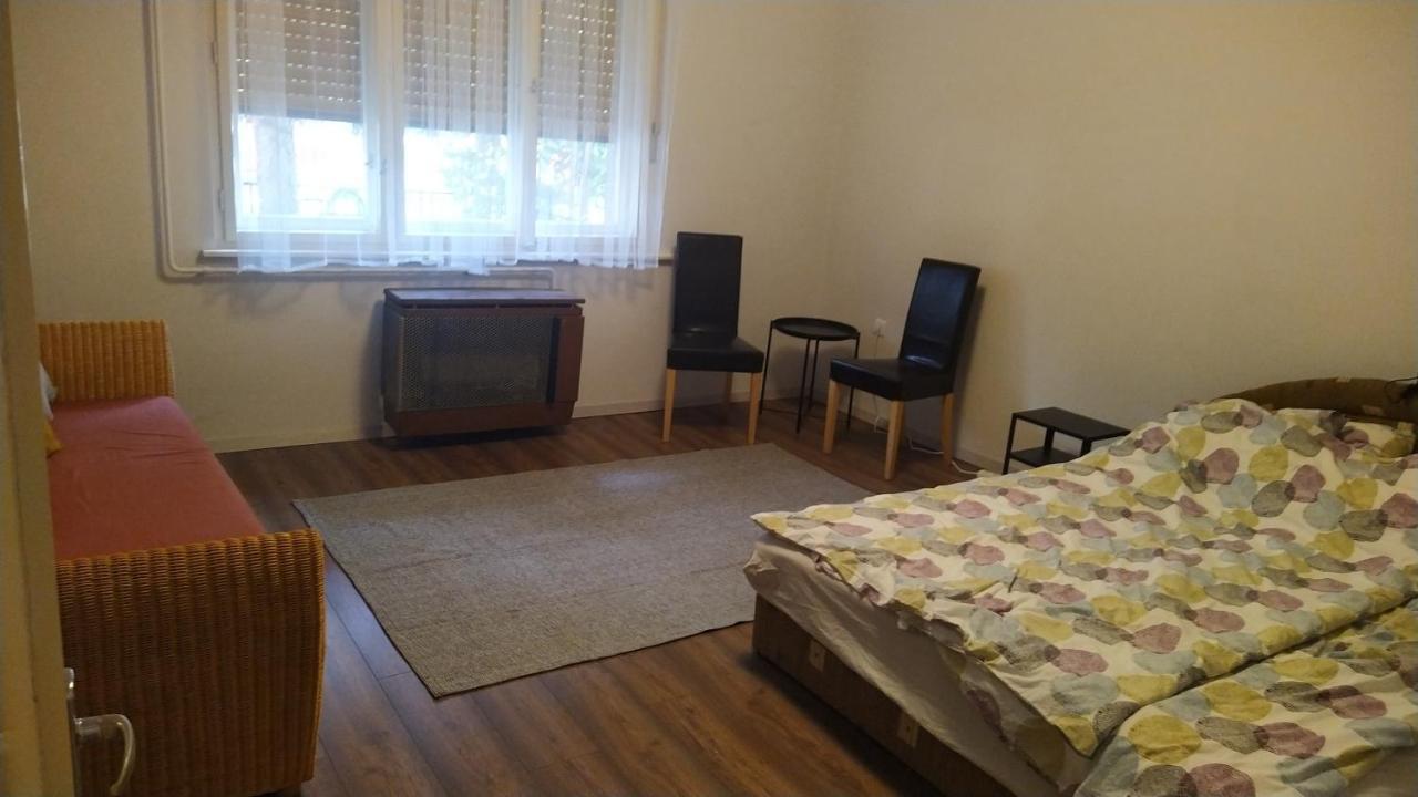 Tulipan Vendeghaz Apartment Siófok Exterior foto